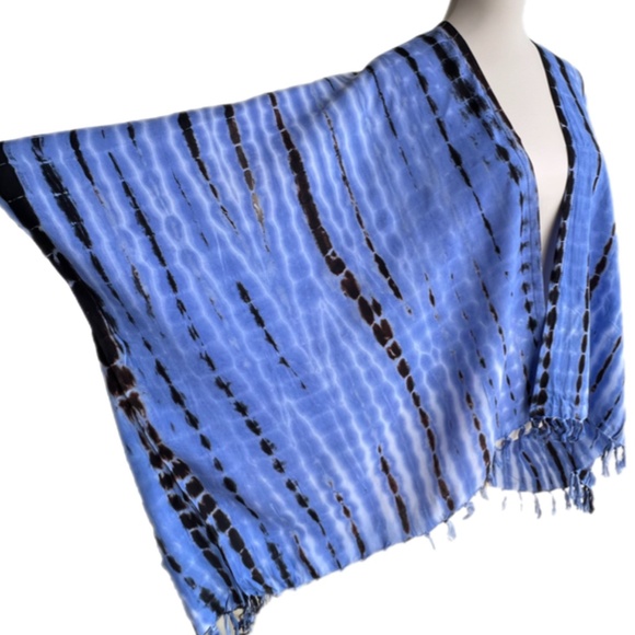 0107/  Cardigan Outer, Short Kimono, Coverups - Picture 3 of 7